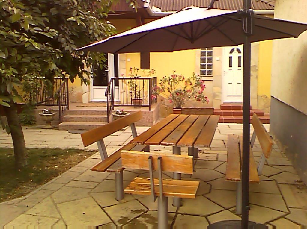 Apartman Sas 6 Apartment Hajduszoboszlo Phòng bức ảnh