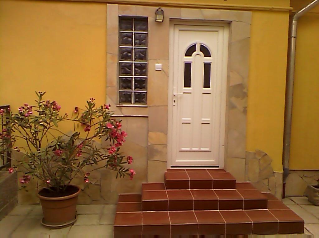 Apartman Sas 6 Apartment Hajduszoboszlo Phòng bức ảnh